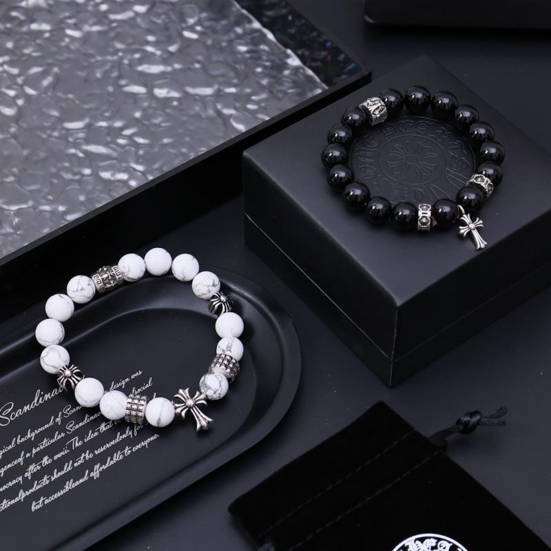 Ch**me He**ts bracelets
